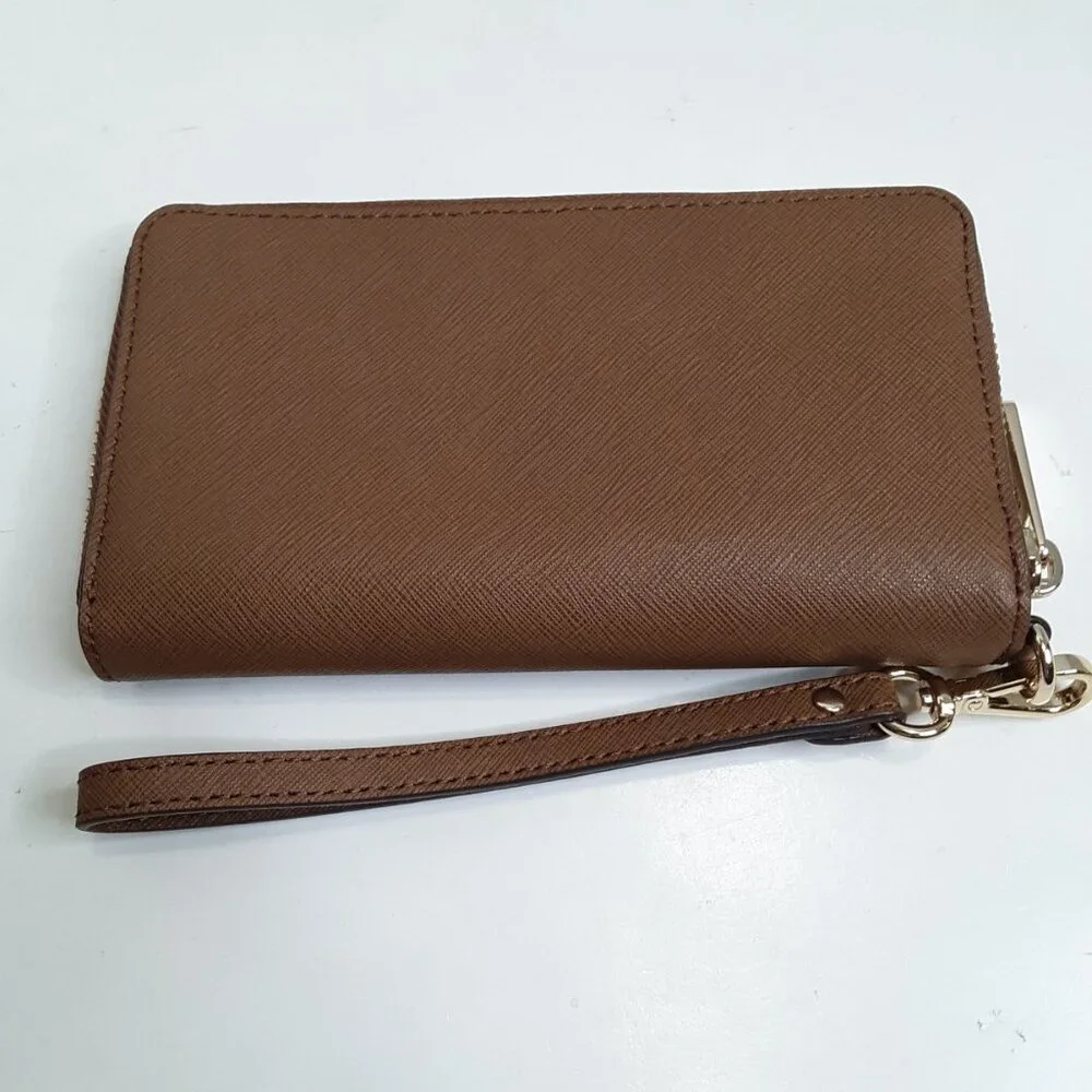 Michael Kors Women's Jet Set Travel Brown Leather Wallet